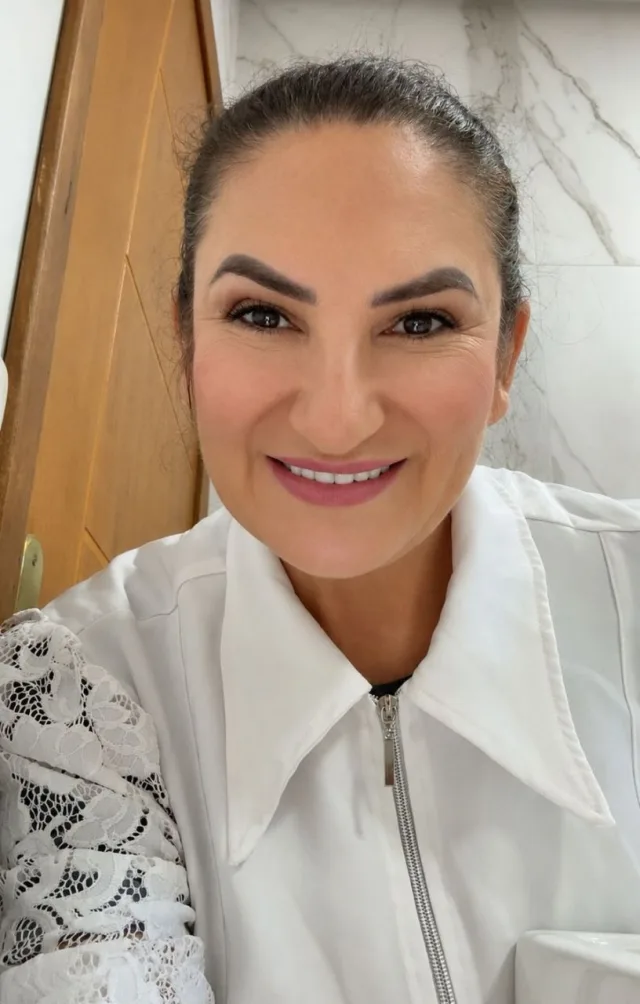 Dra. Tereza Carvalho — Biomédica Esteta e Citologista