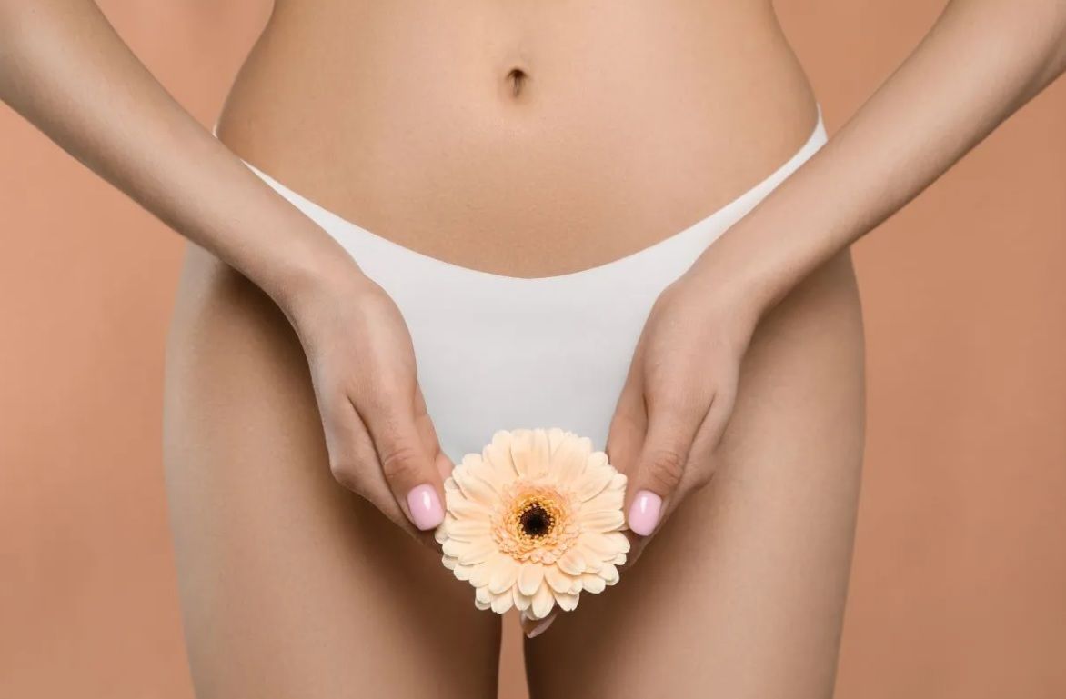 Atendimento de clareamento íntimo feminino na Cairós Prime Clinic, Vila Matilde